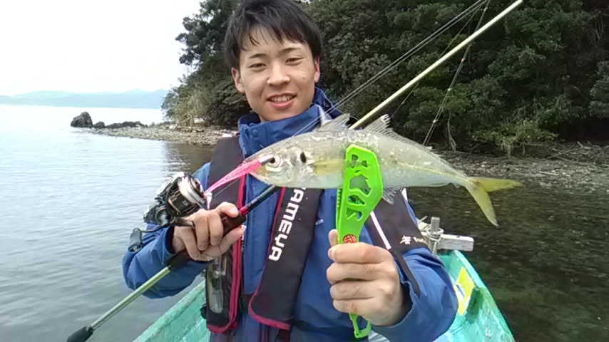 大村湾でボートゲームしてたら恐竜と遭遇 かめや釣具