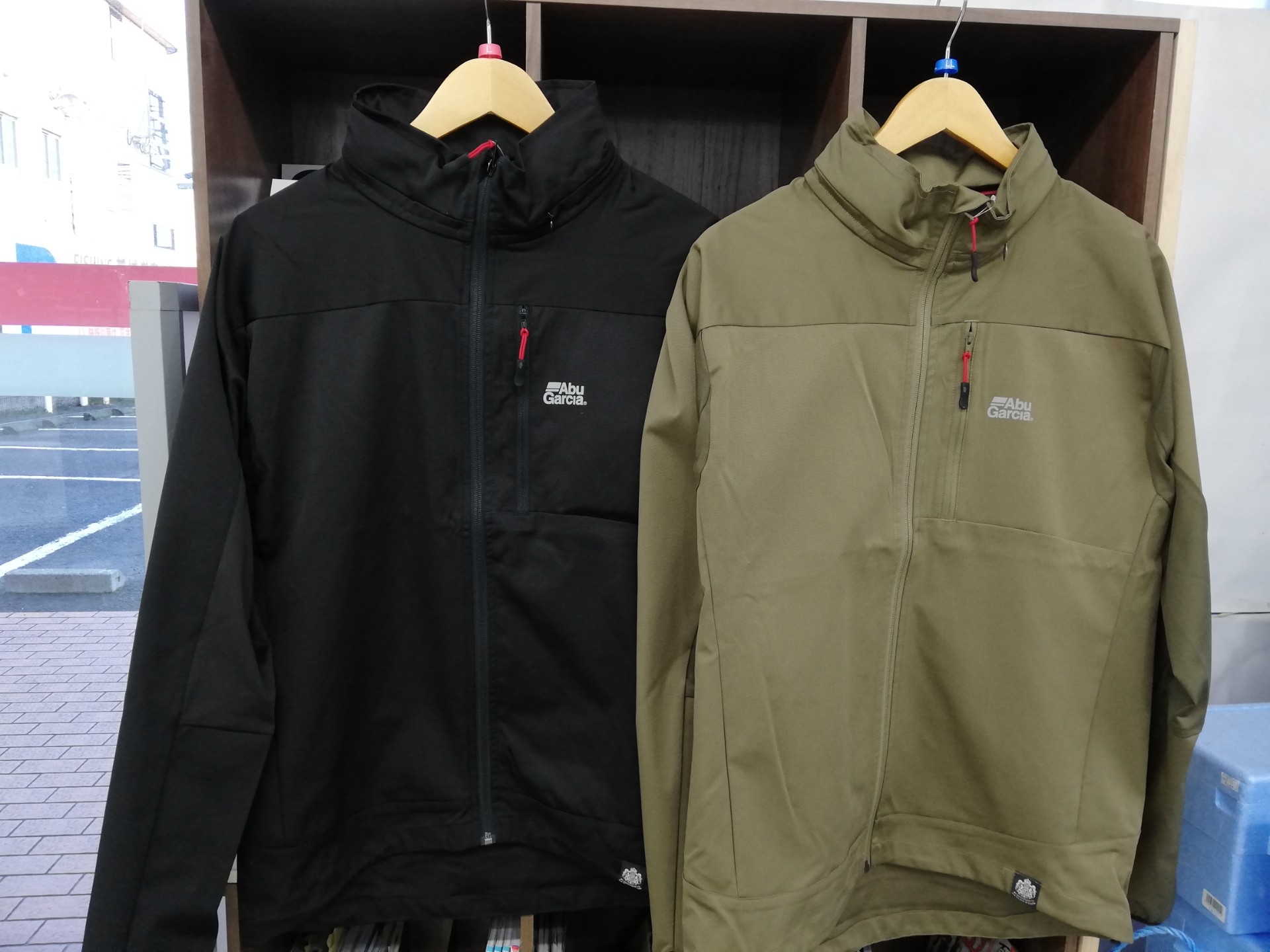 AbuGarcia (アブガルシア) 3LAYER WATER PROOF STAND JACKET / 3