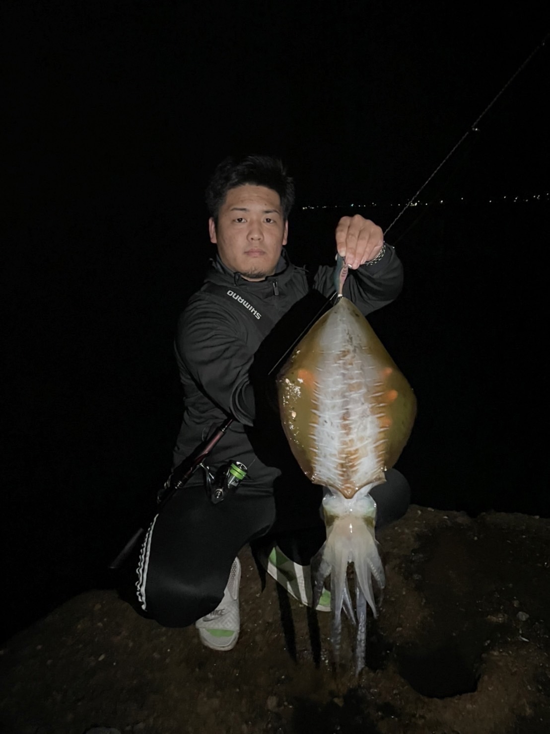 釣果情報】エギングで1.4㎏大型アオリイカの釣果！鹿児島姶良店