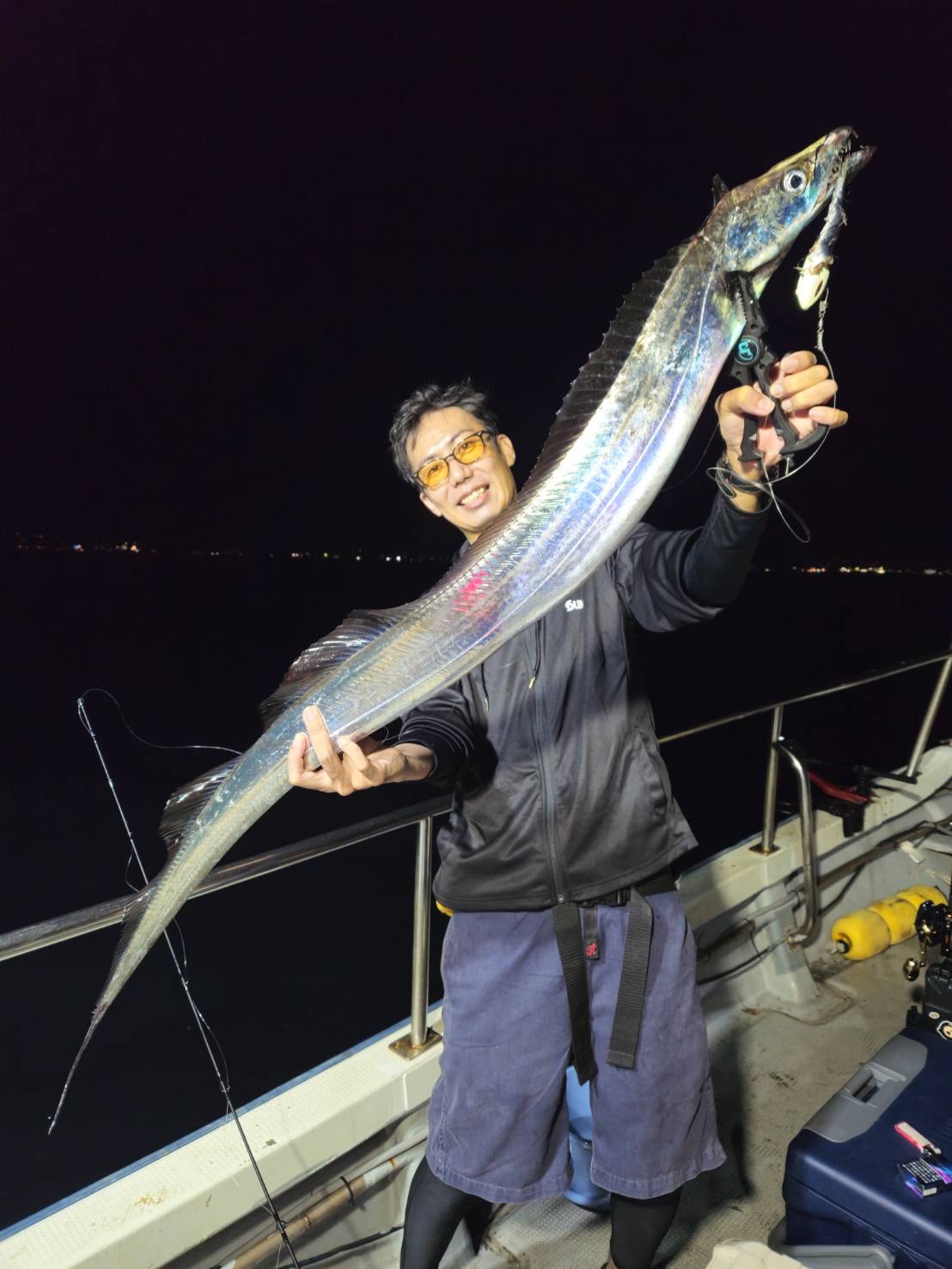 釣行】ドラゴン降臨!遊漁船ジャンボで行く錦江湾タチウオ！ 鹿児島谷山