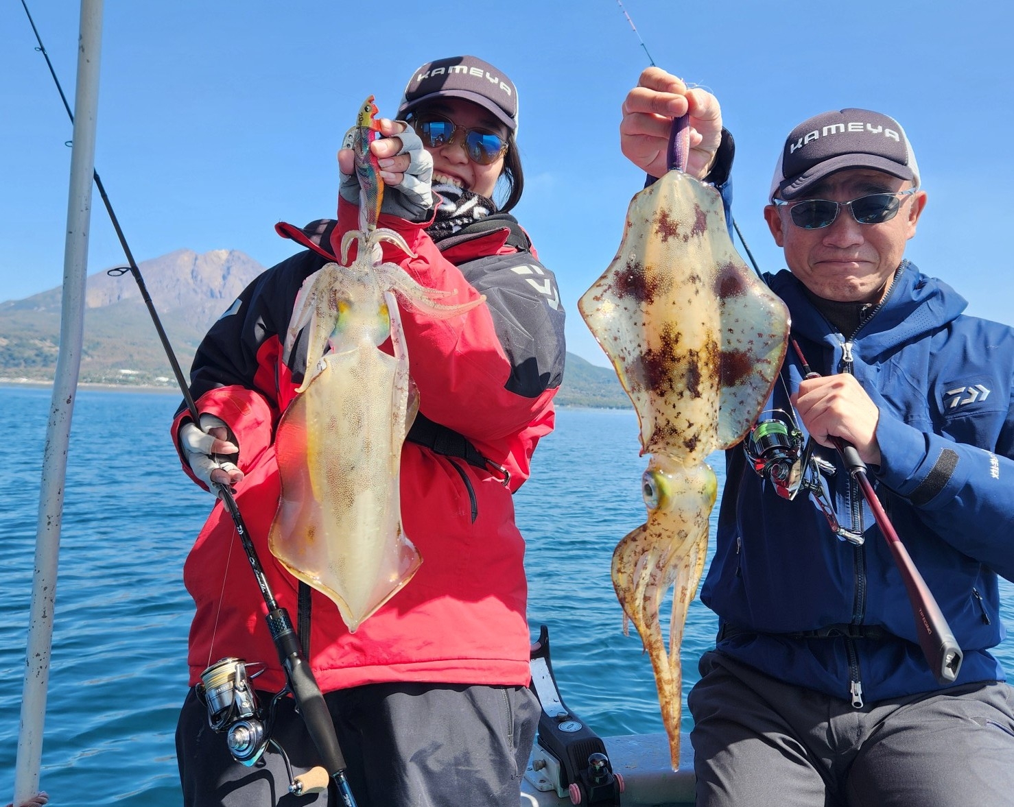 小潮でも釣れる？錦江湾ティップラン釣行｜遊漁船とんぼで春アオリイカ