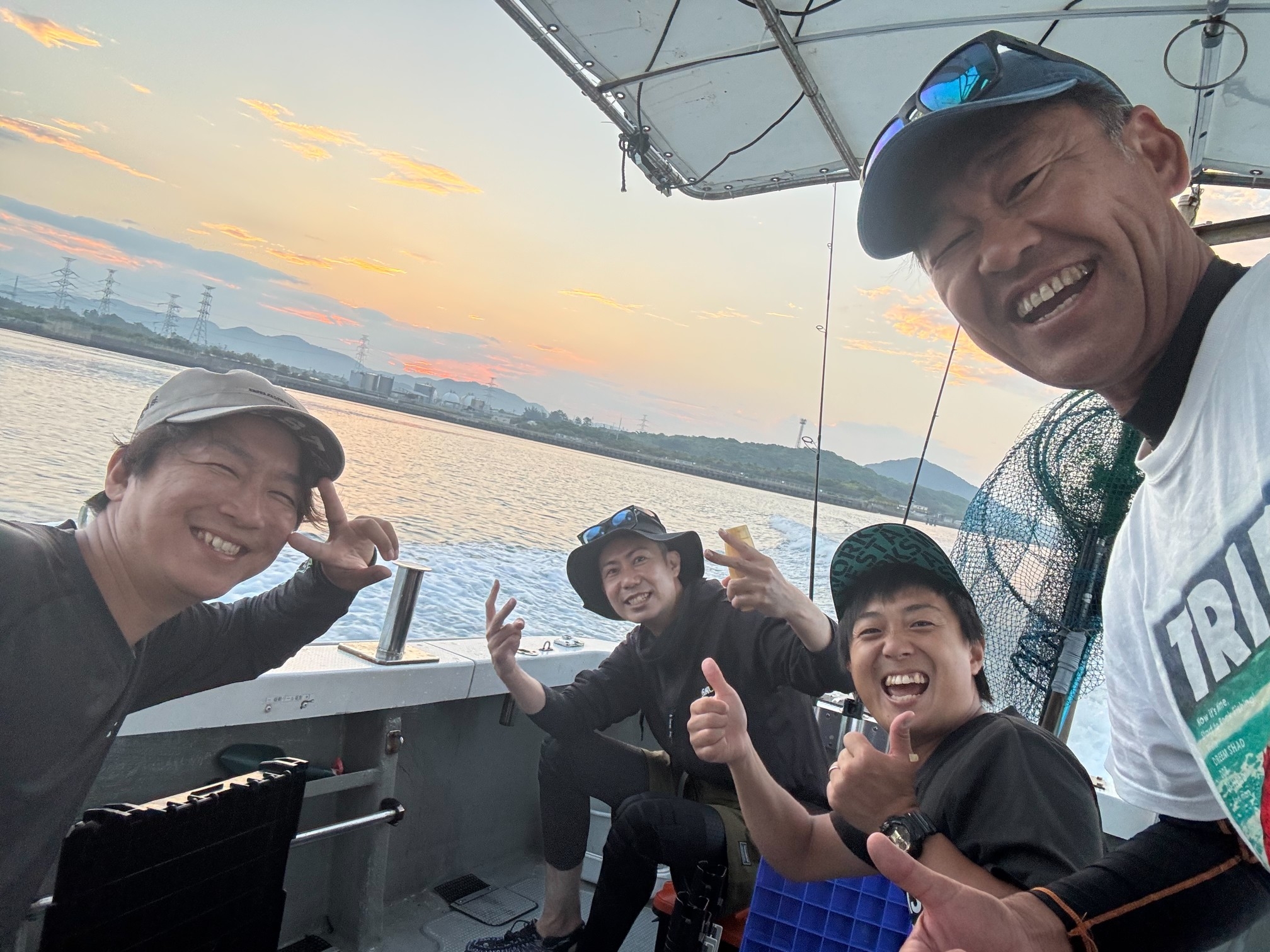 トワツガイ　支配　カモメ　タカまとめ売り 甑島ロックフィッシュ釣行！スジアラ・アカハタ連発｜ドリームアップ